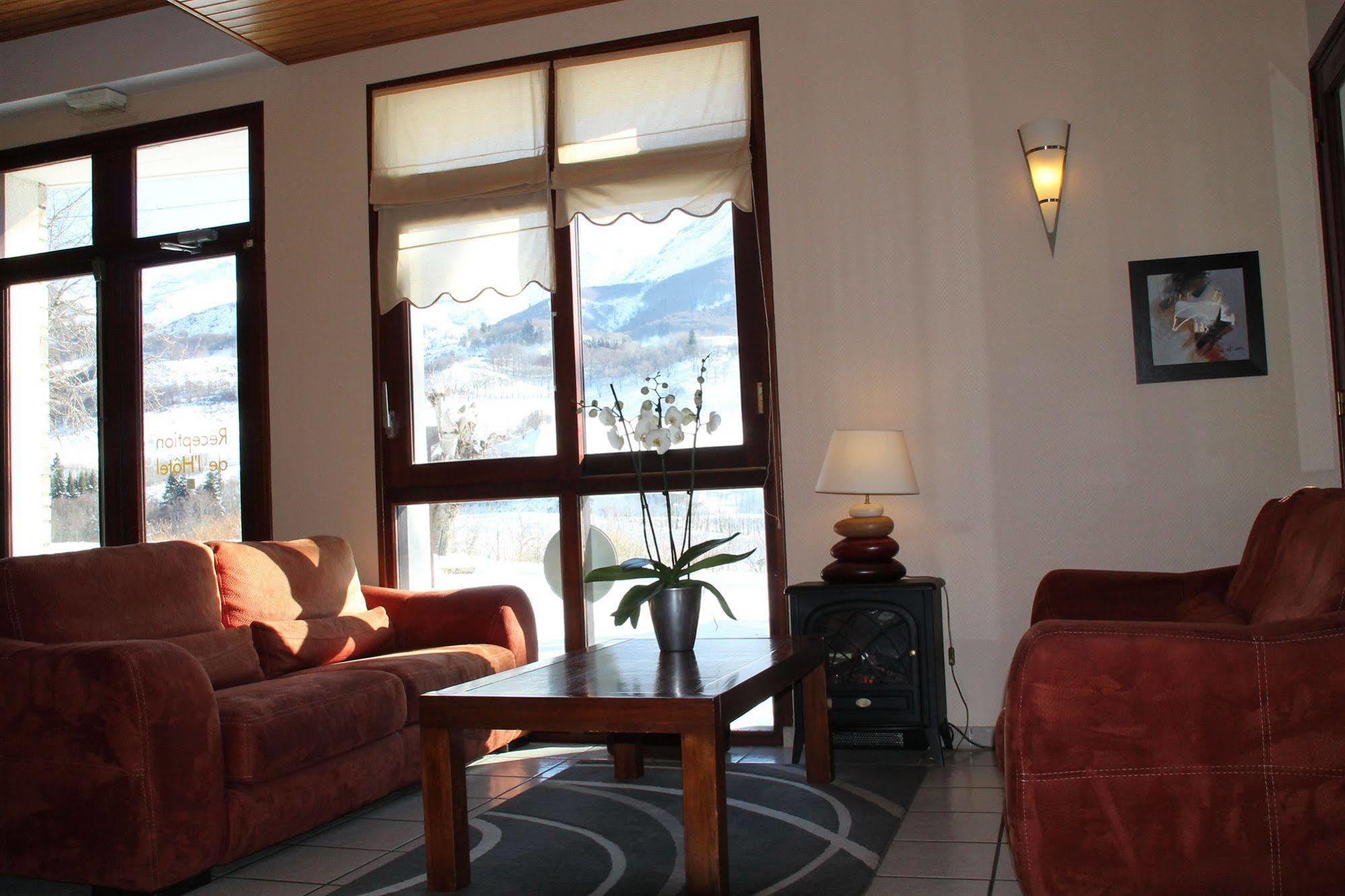 Hotel Des Chazes Saint-Jacques-des-Blats